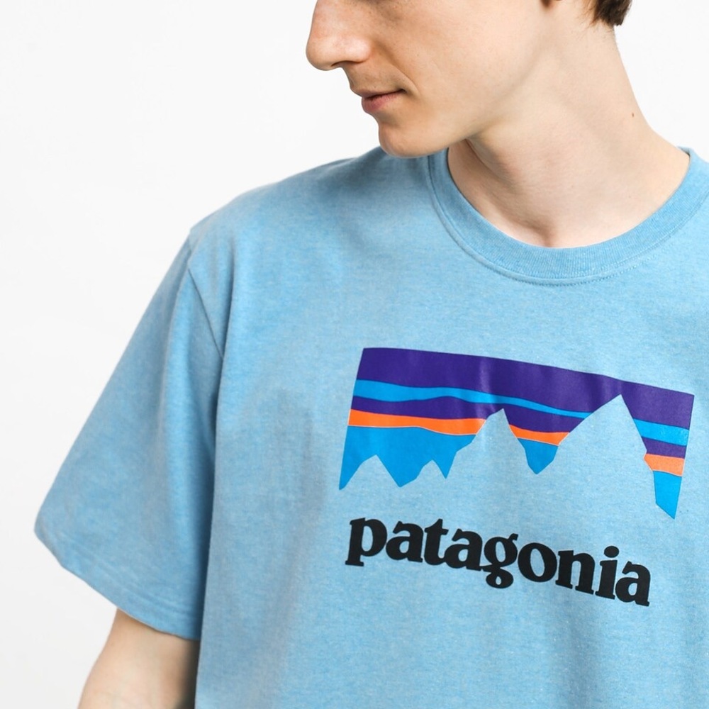 NEW Patagonia Shop Sticker Responsibili T-shirt (break up blue) Organic Cotton